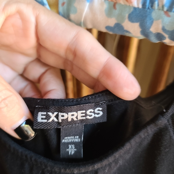 Express Black Shirt! Size XS - Picture 3 of 3